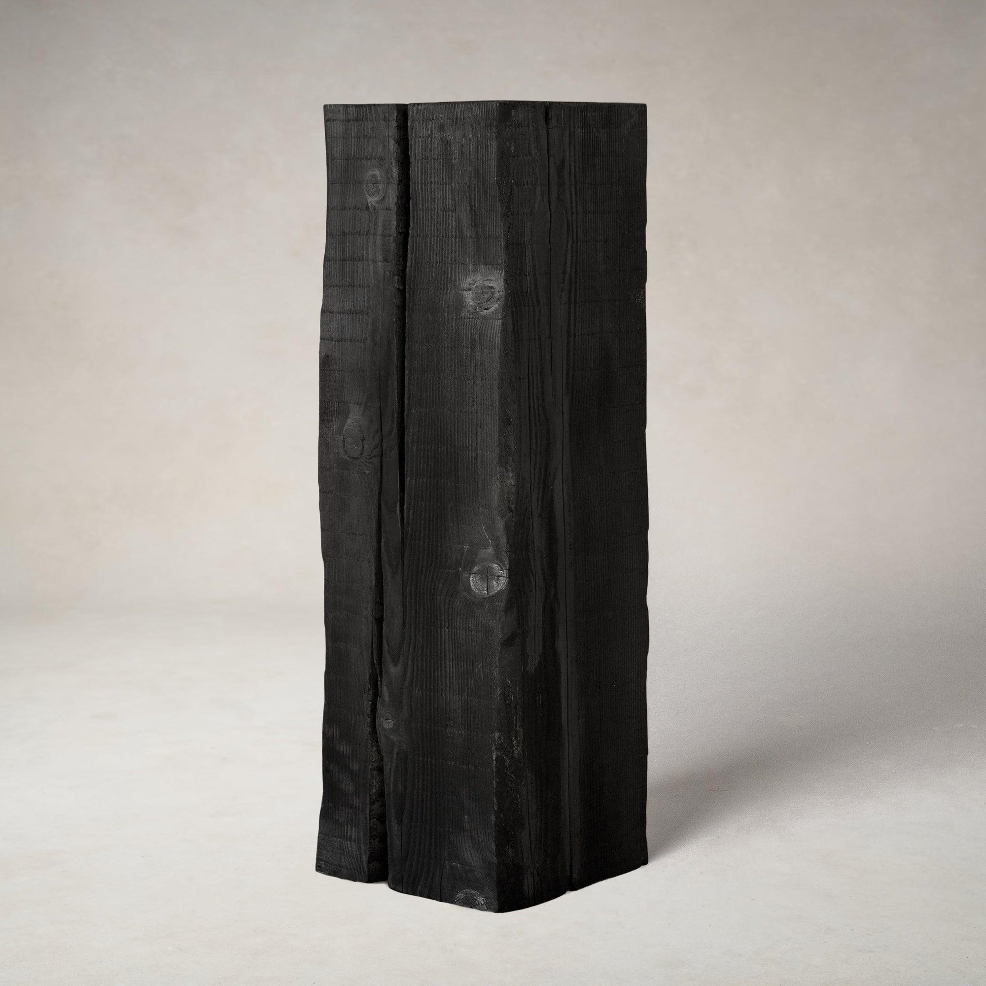 Piédestal de sculpture au fusain - Grand